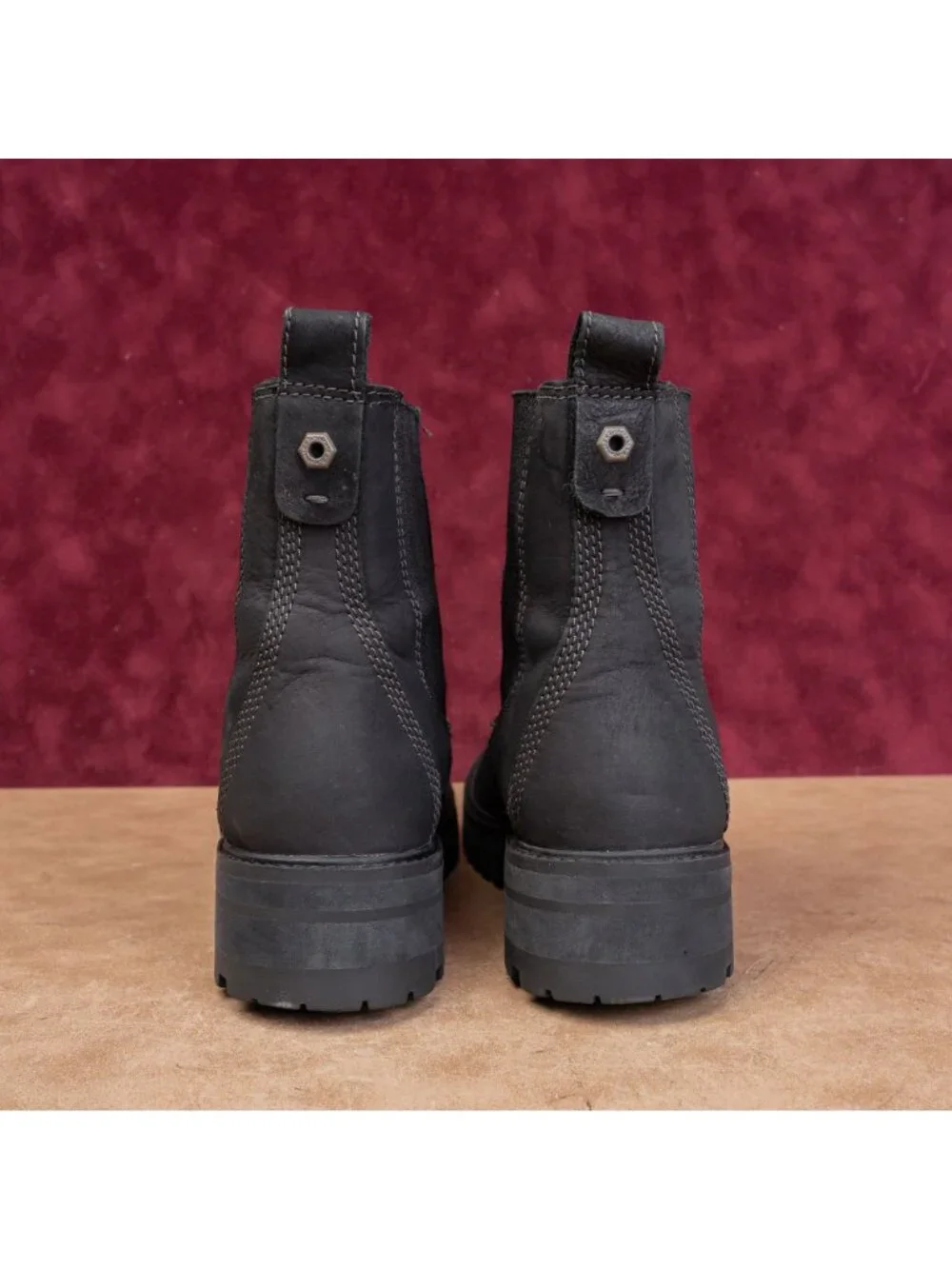 Timberland Women Courmayeur Valley Ash Black Nubuck Chelsea Boots sz 9.5